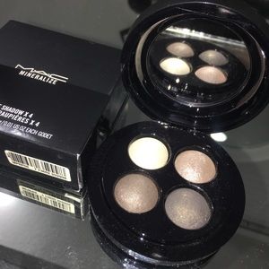 MAC Mineralized Eyeshadow Quad Posh Pedigree
